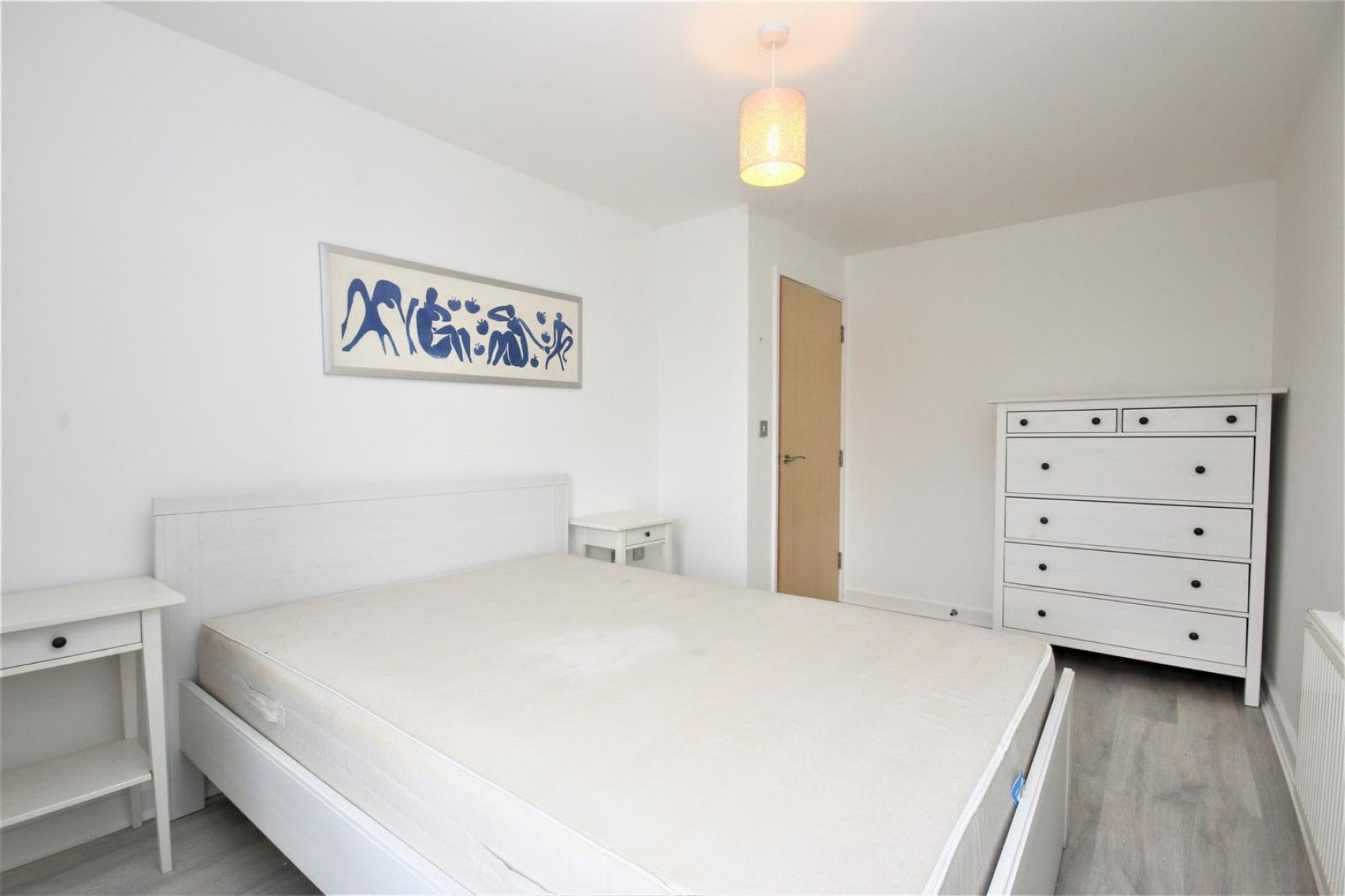 Flat Seven Sisters Road in Greater London