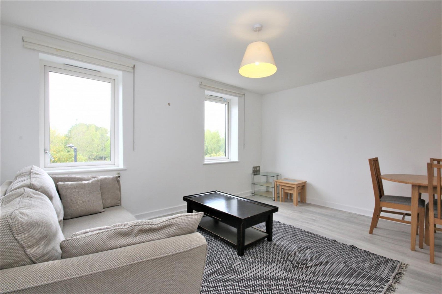 Flat Seven Sisters Road in Greater London