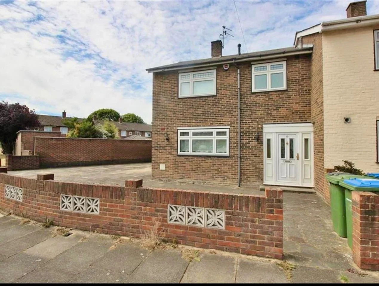 Room Chalcombe Road in Greater London