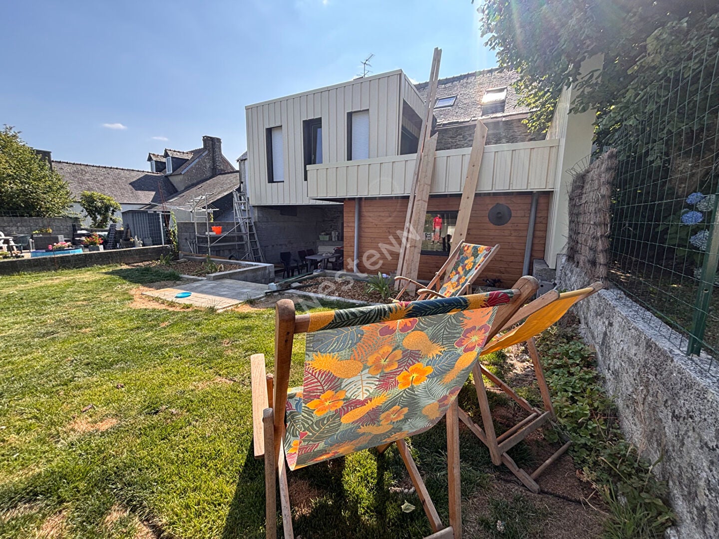 Maison Place Pierre Barré à Briec