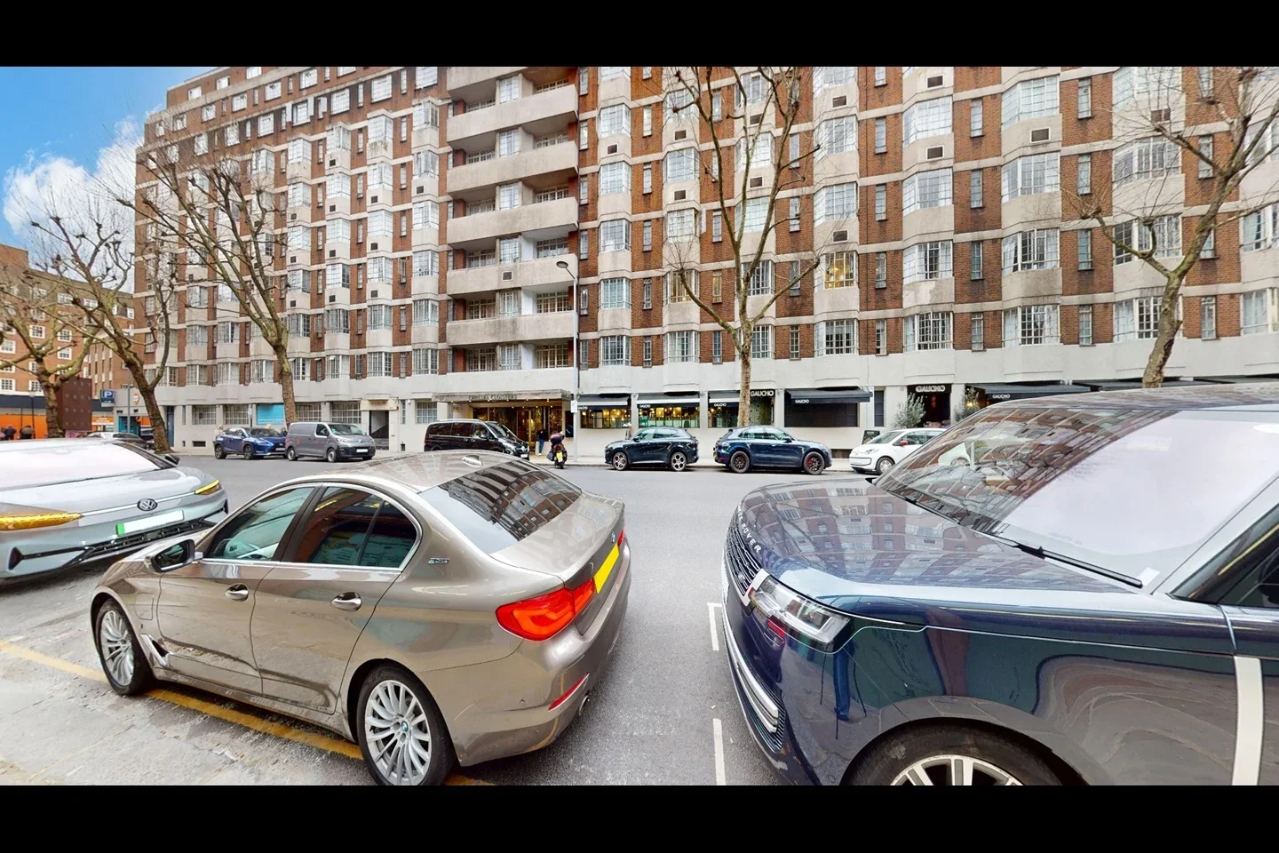 Flat Lucan Place in Greater London