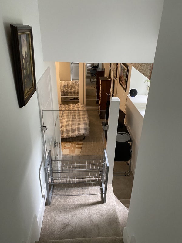 Room Leamington Road Villas in City of Westminster