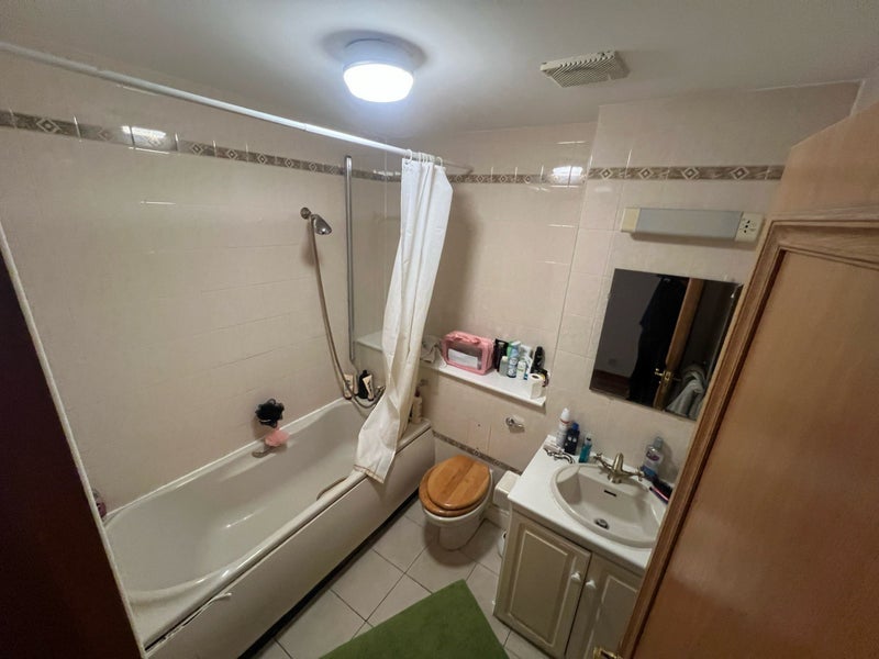 Room Shad Thames in Greater London