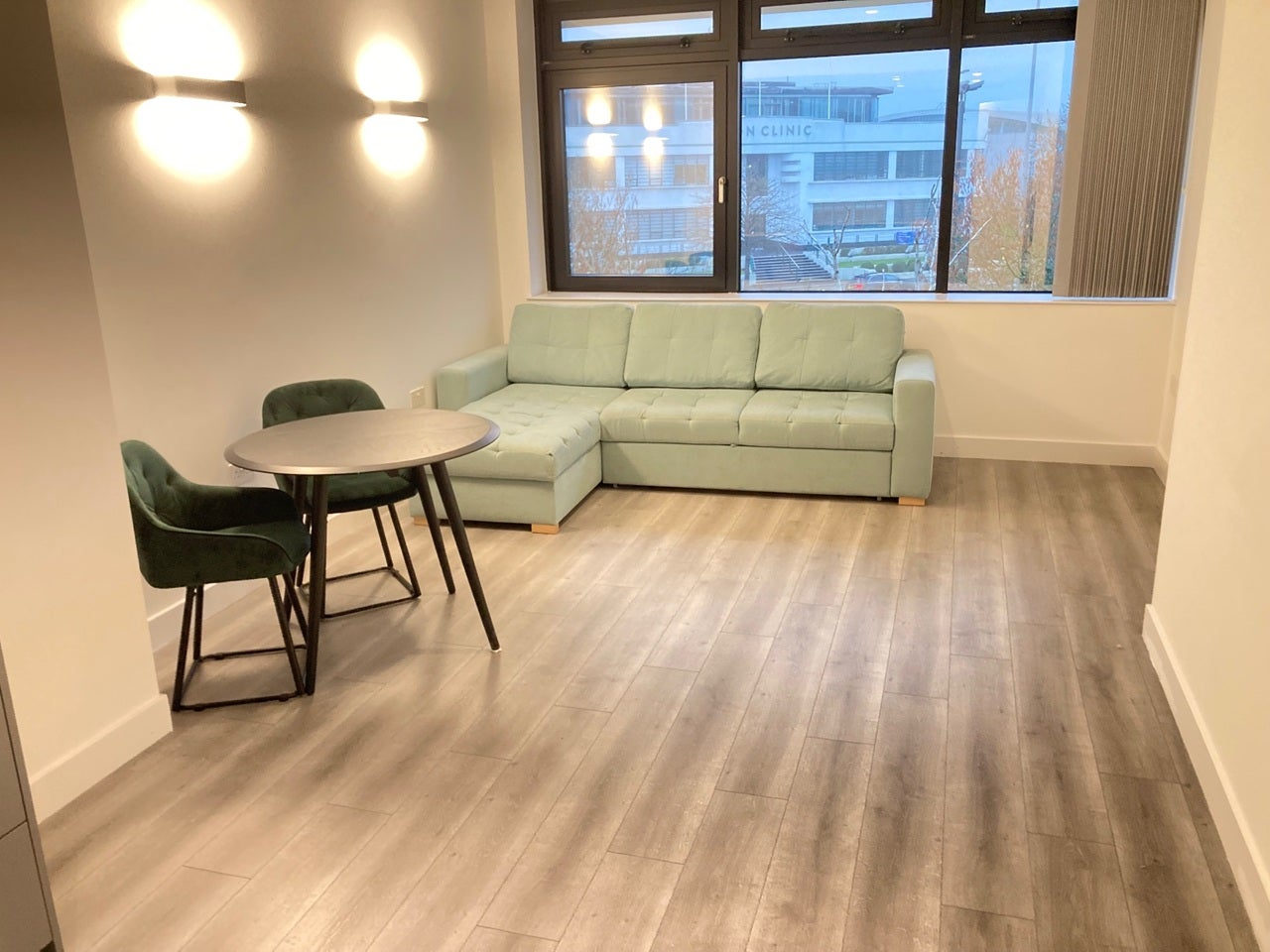 Flat Shield Drive in Greater London
