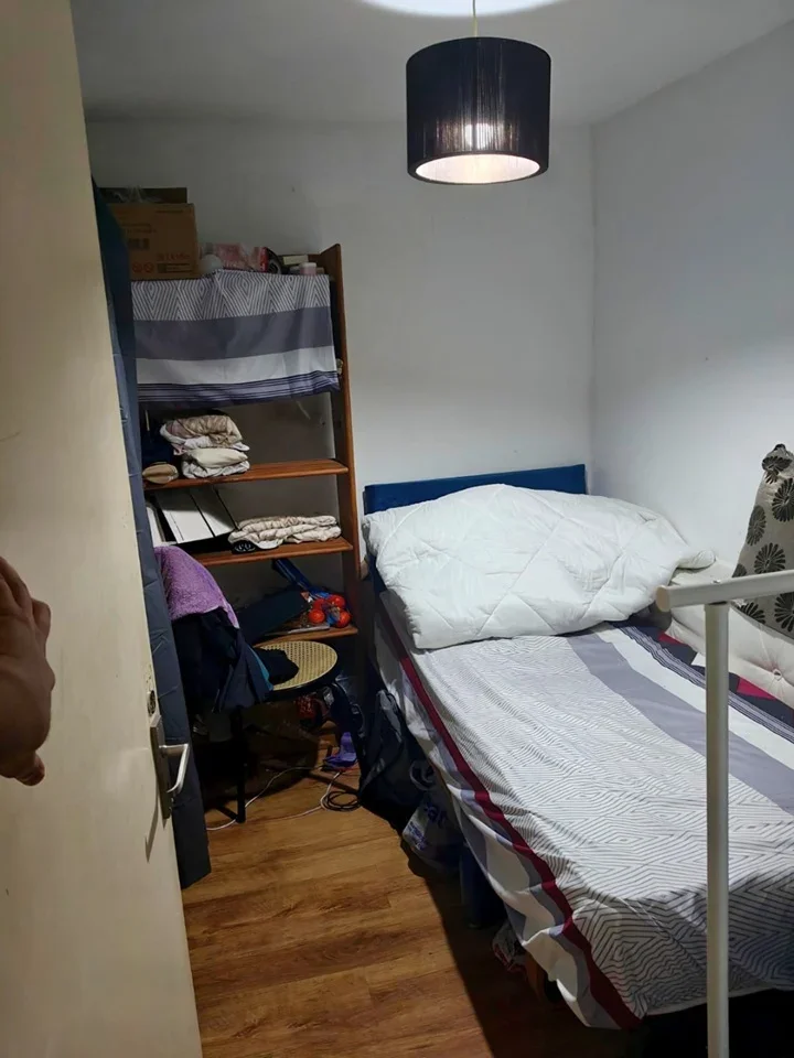 Room Lyon Park Avenue in Greater London