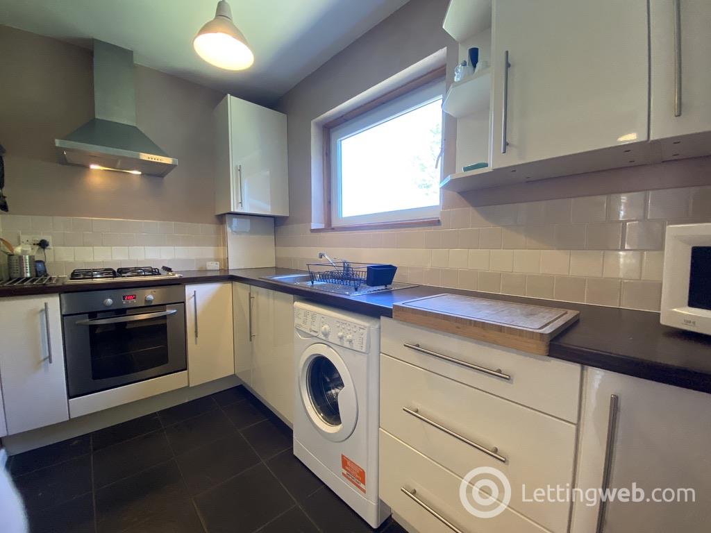 Flat Caiystane Gardens in City of Edinburgh
