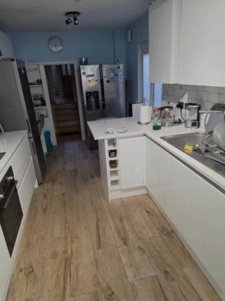 Room Cunliffe Street in Greater London
