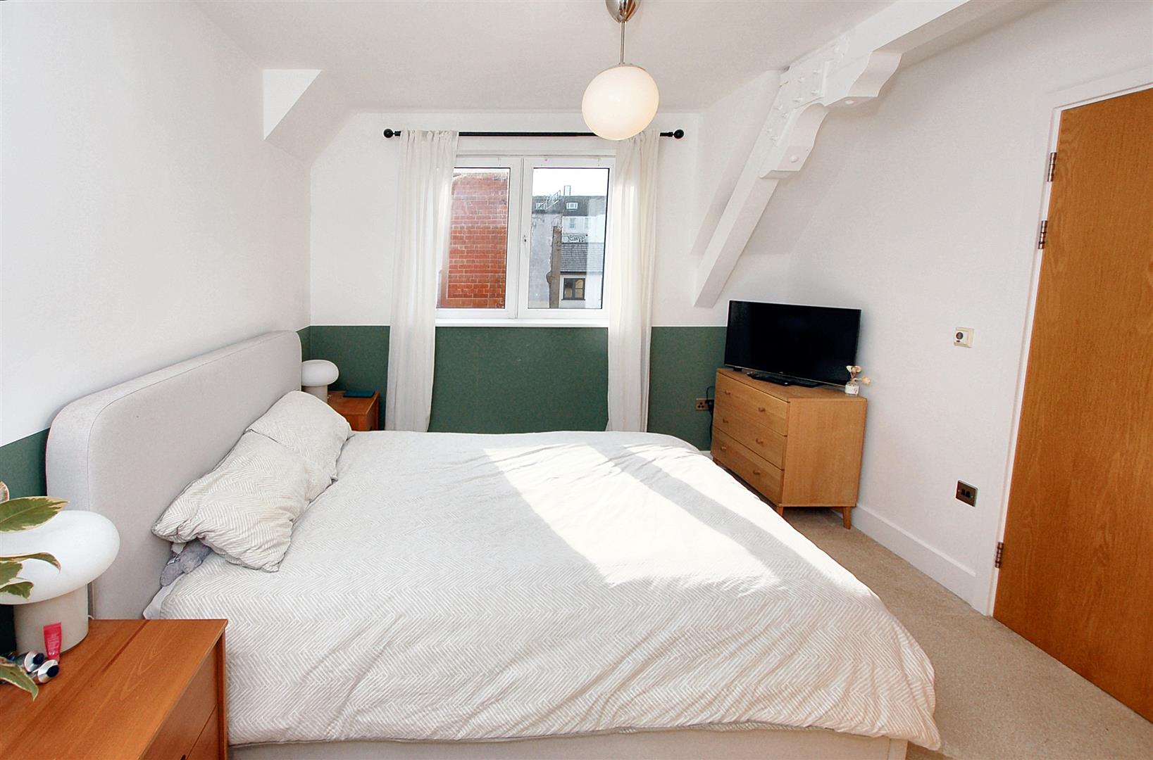 Flat Calverley Street in Tunbridge Wells