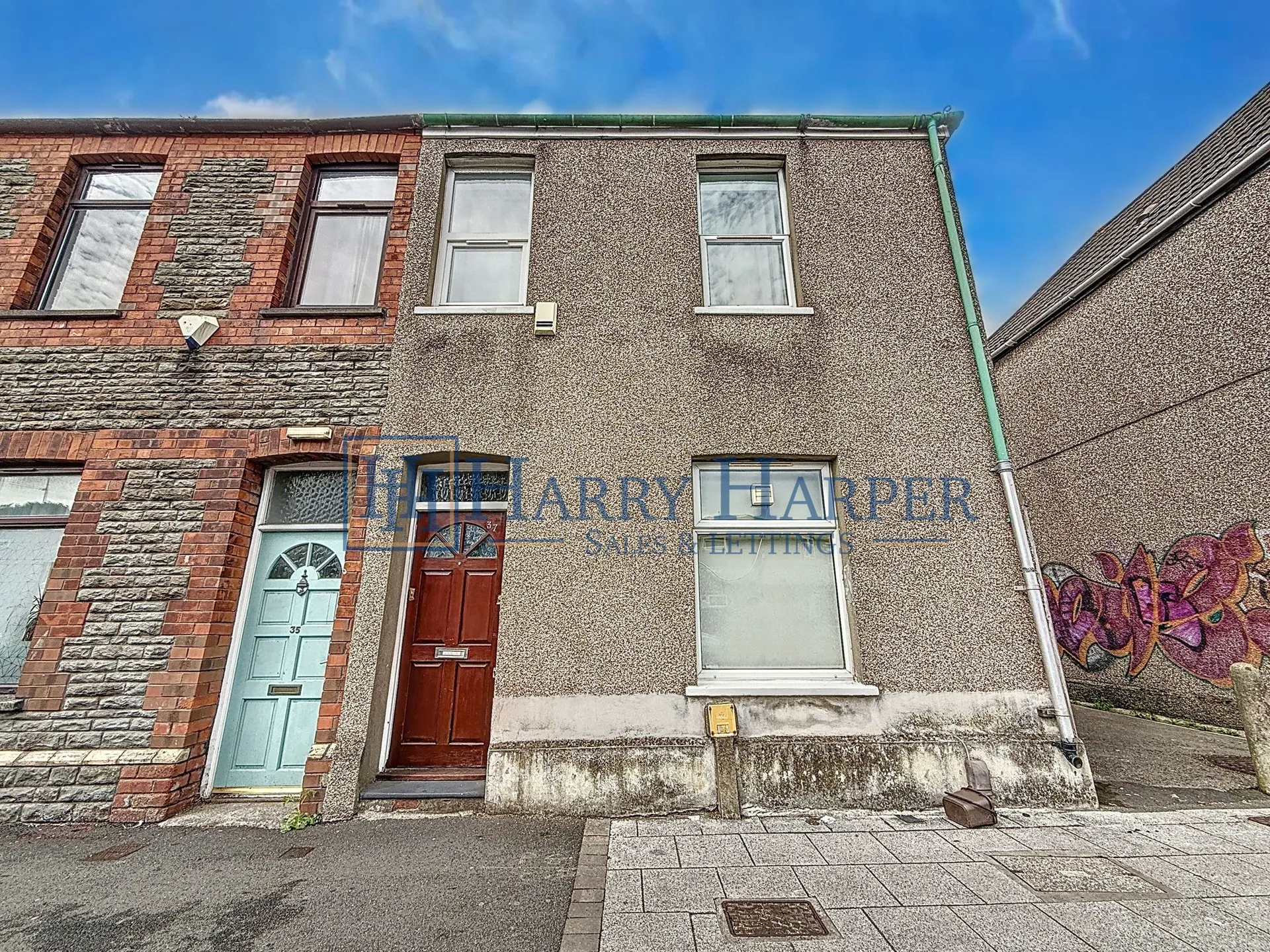 House Cathays Terrace in Cardiff County