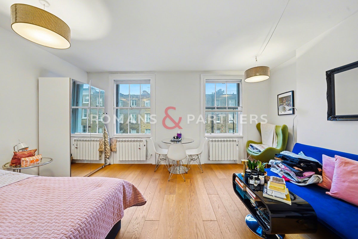 Flat Gloucester Place in City of Westminster