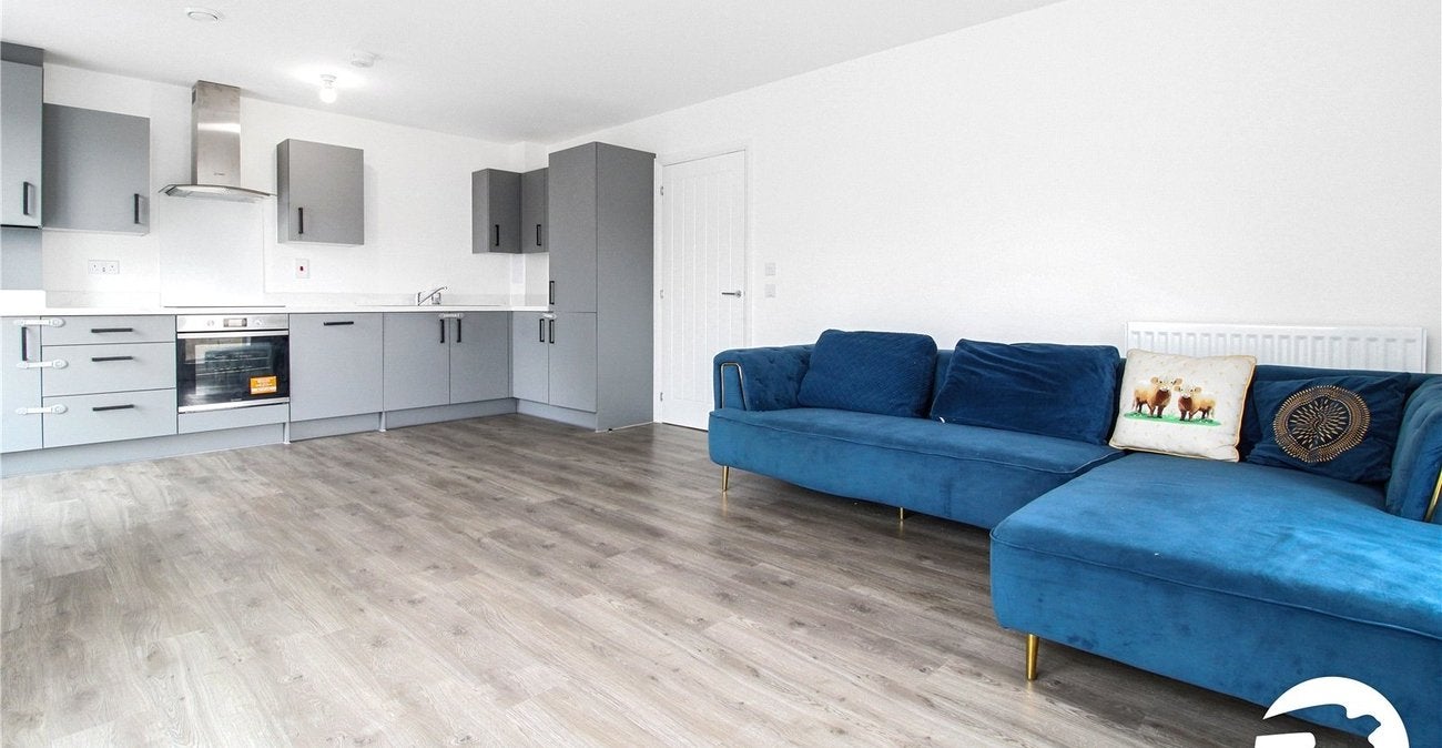 Flat Fastrack Castle Hill West in Ebbsfleet Garden City