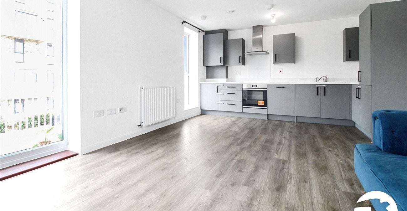 Flat Fastrack Castle Hill West in Ebbsfleet Garden City