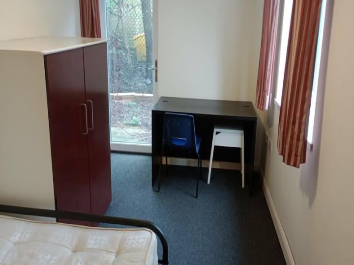 Room Roger Dudman Way in Oxford