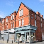 Flat Warwick Avenue in Crosby