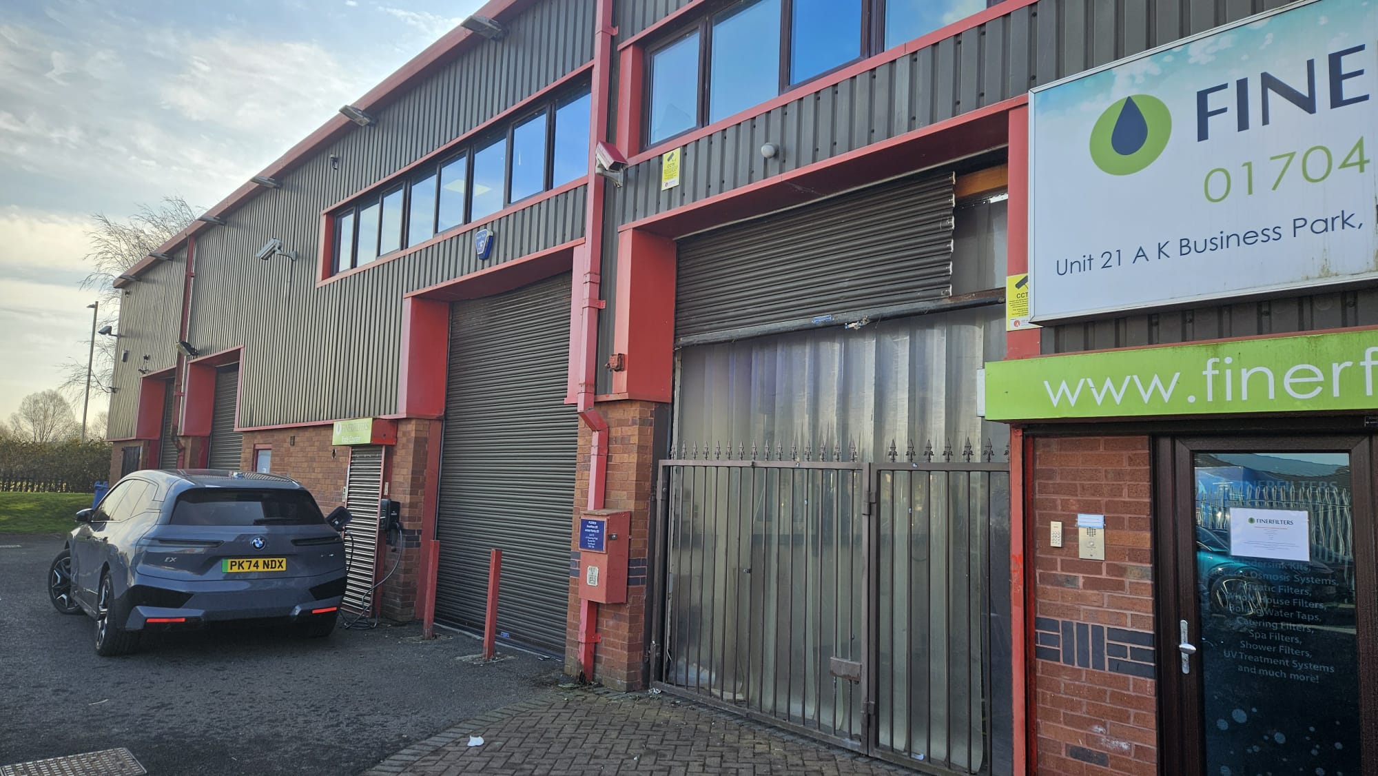 Flat Russell Road in Southport