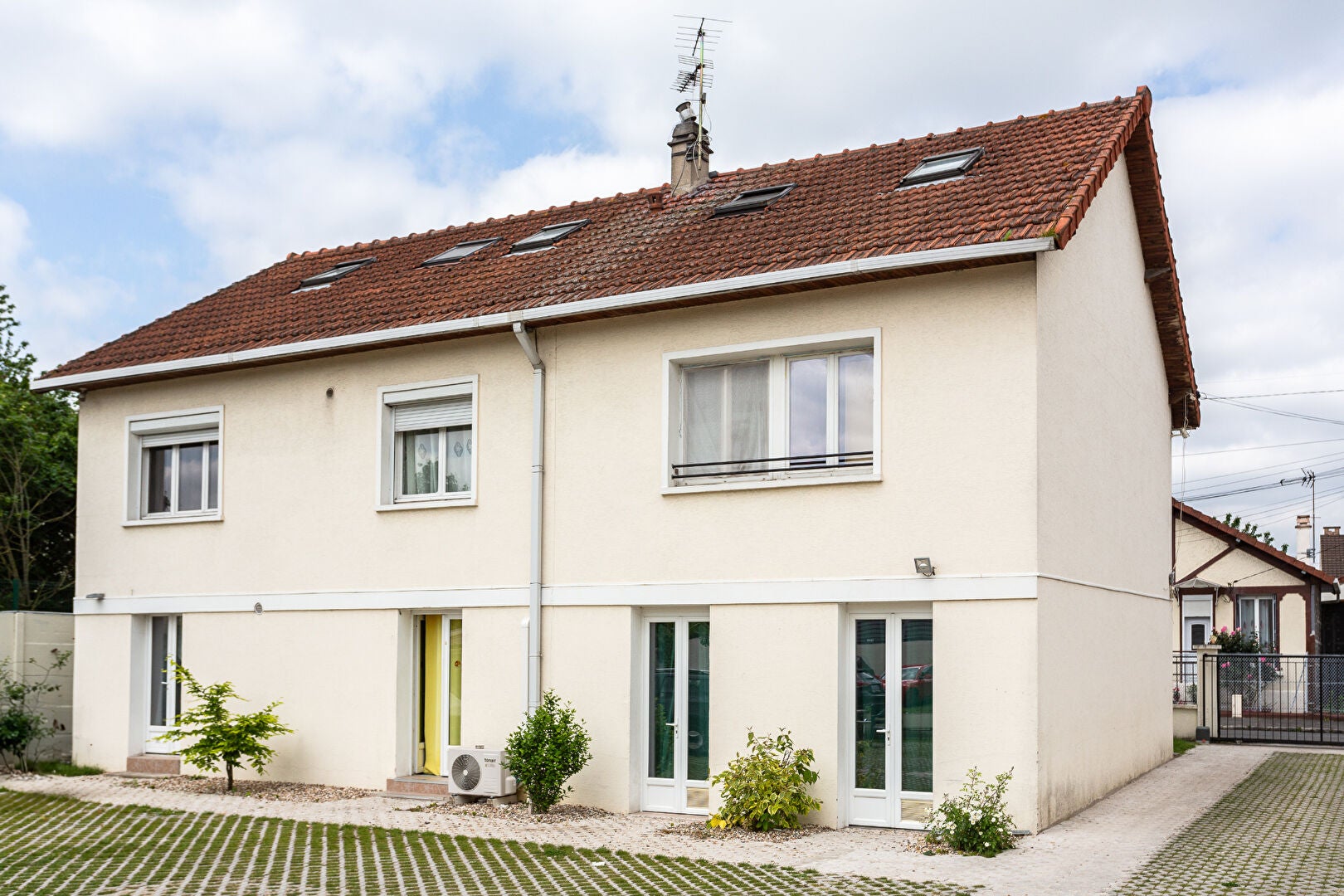 Flat Avenue de la Division Leclerc in Le Blanc-Mesnil