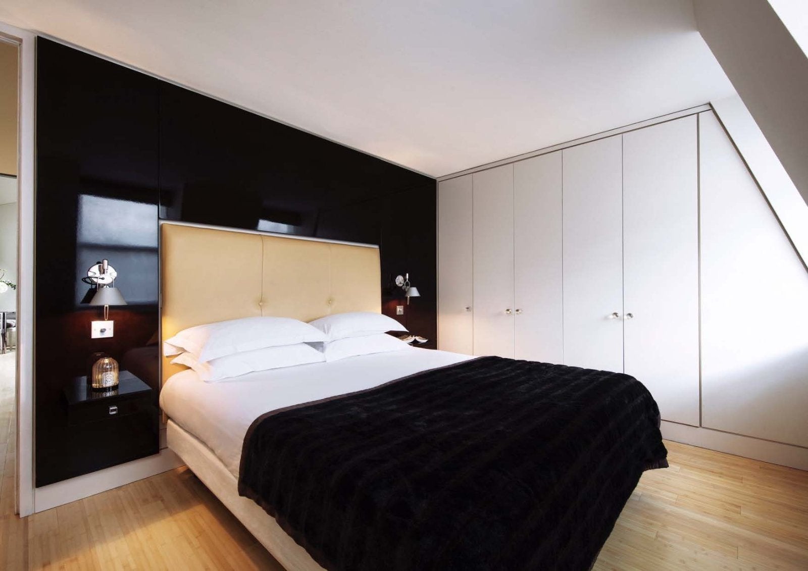Flat Maddox Street in London
