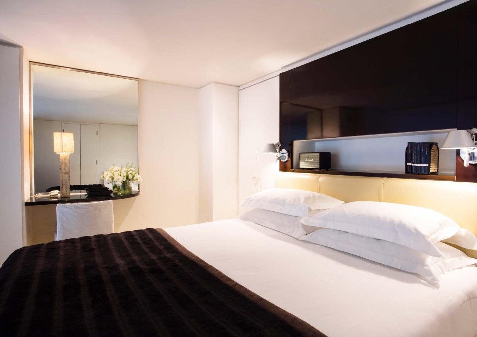 Flat Maddox Street in London