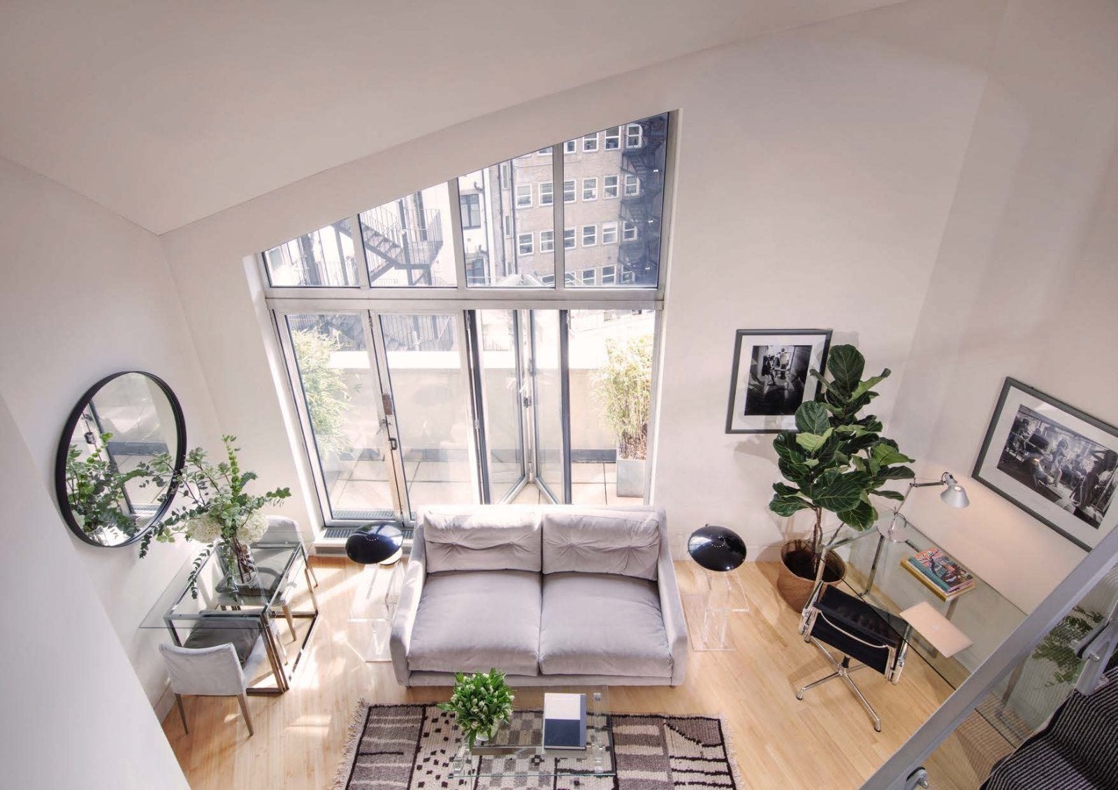 Flat Maddox Street in London