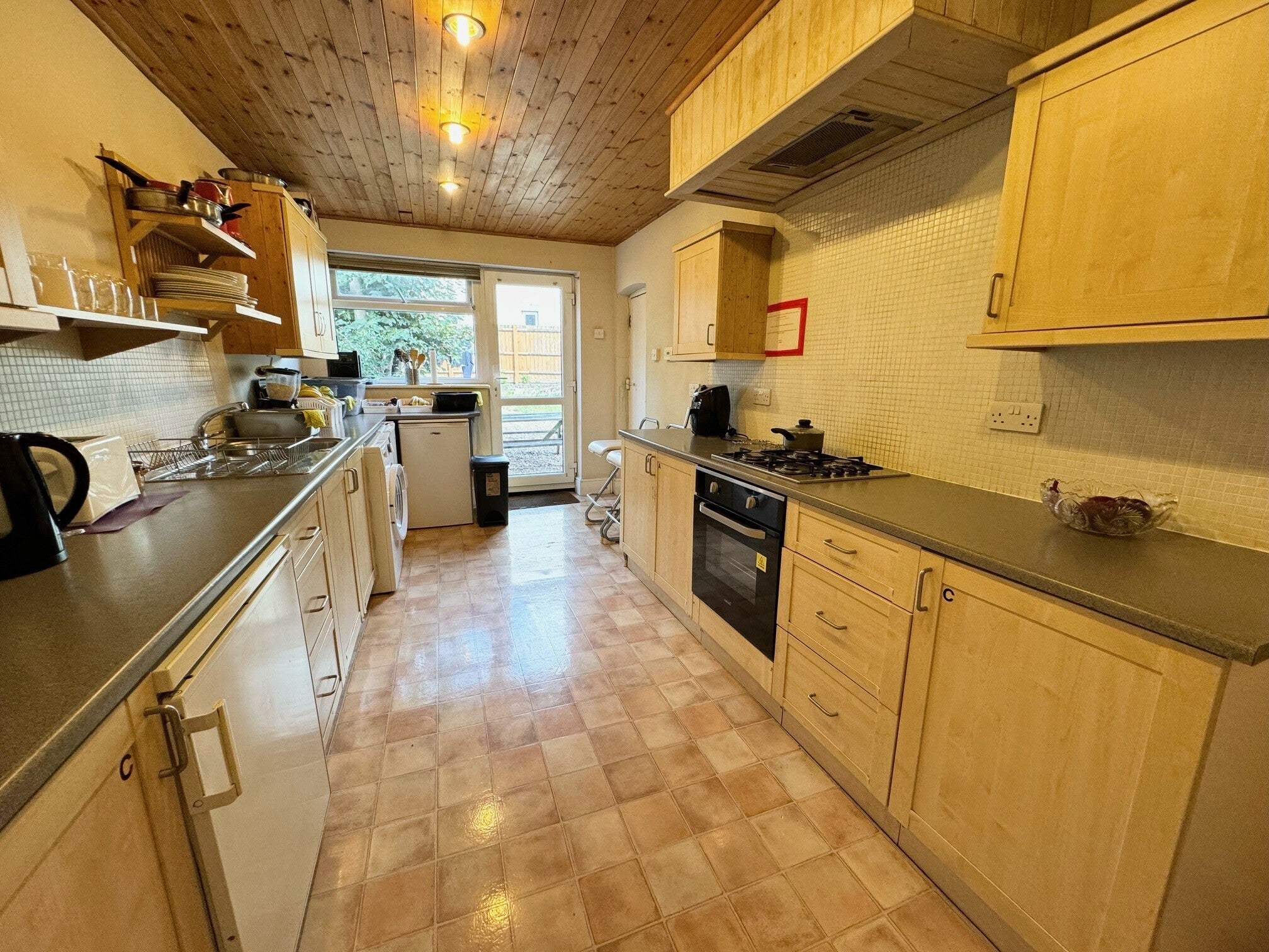Room Garton Road in Southampton
