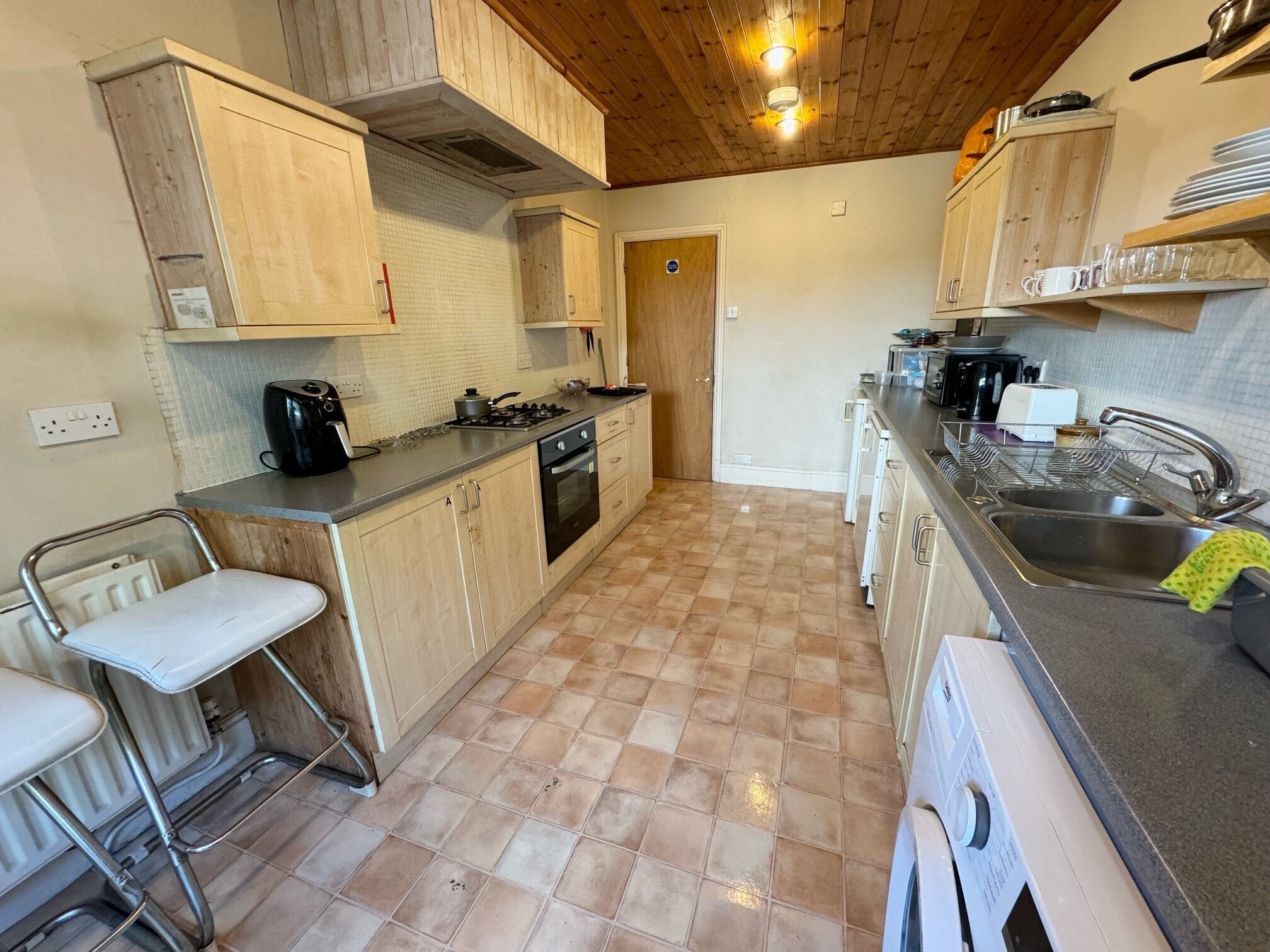 Room Garton Road in Southampton