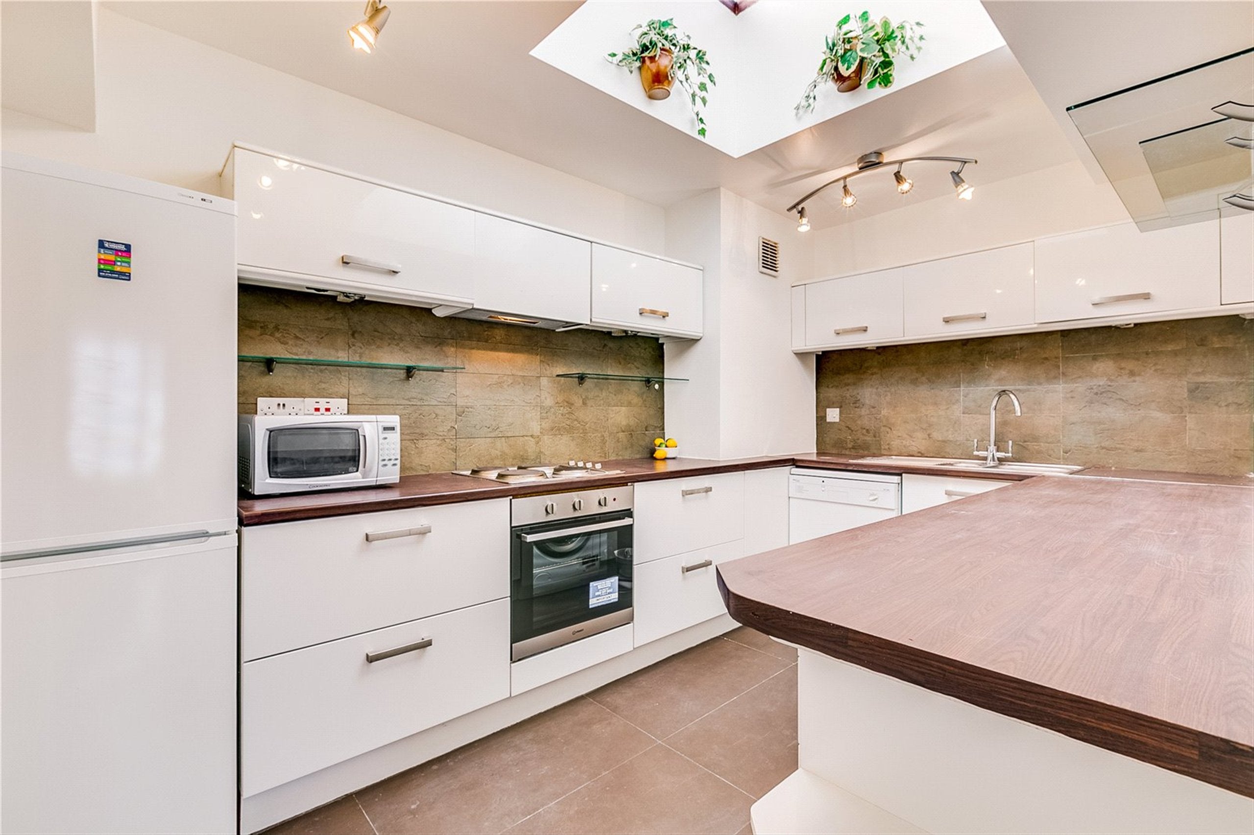 Flat Cheyne Walk in Greater London