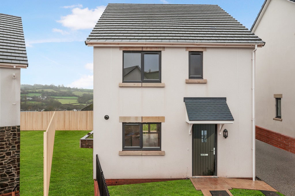 House Aggett Grove in Bovey Tracey