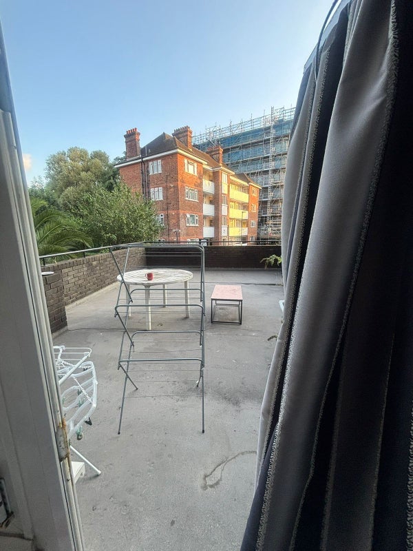 Room Pauntley Street in Greater London