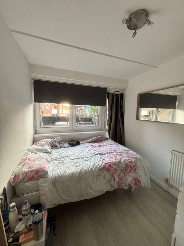 Room Pauntley Street in Greater London