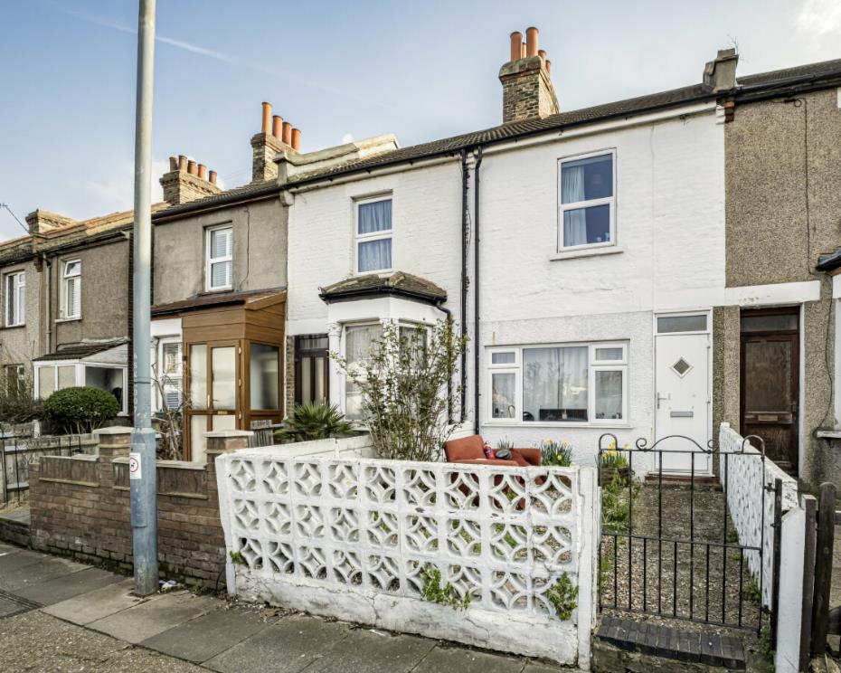 House St Vincents Road in Dartford