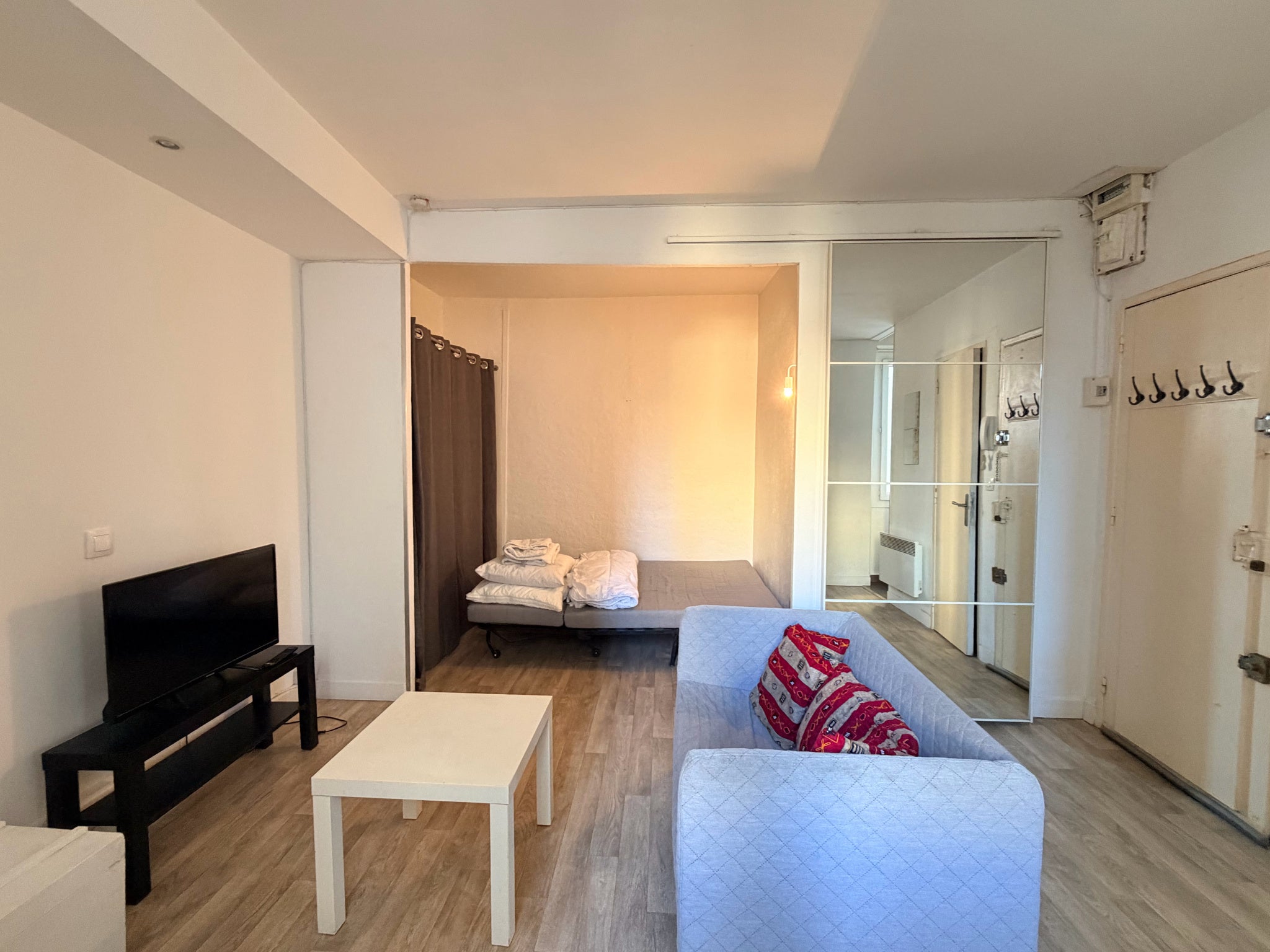 Flat Quai Belle Rive in Toulon