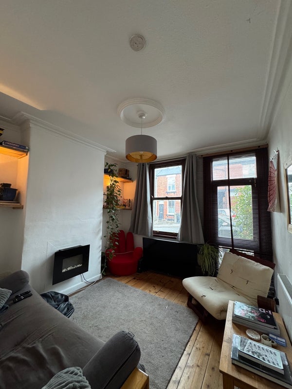 Room Ashford Road in Sheffield