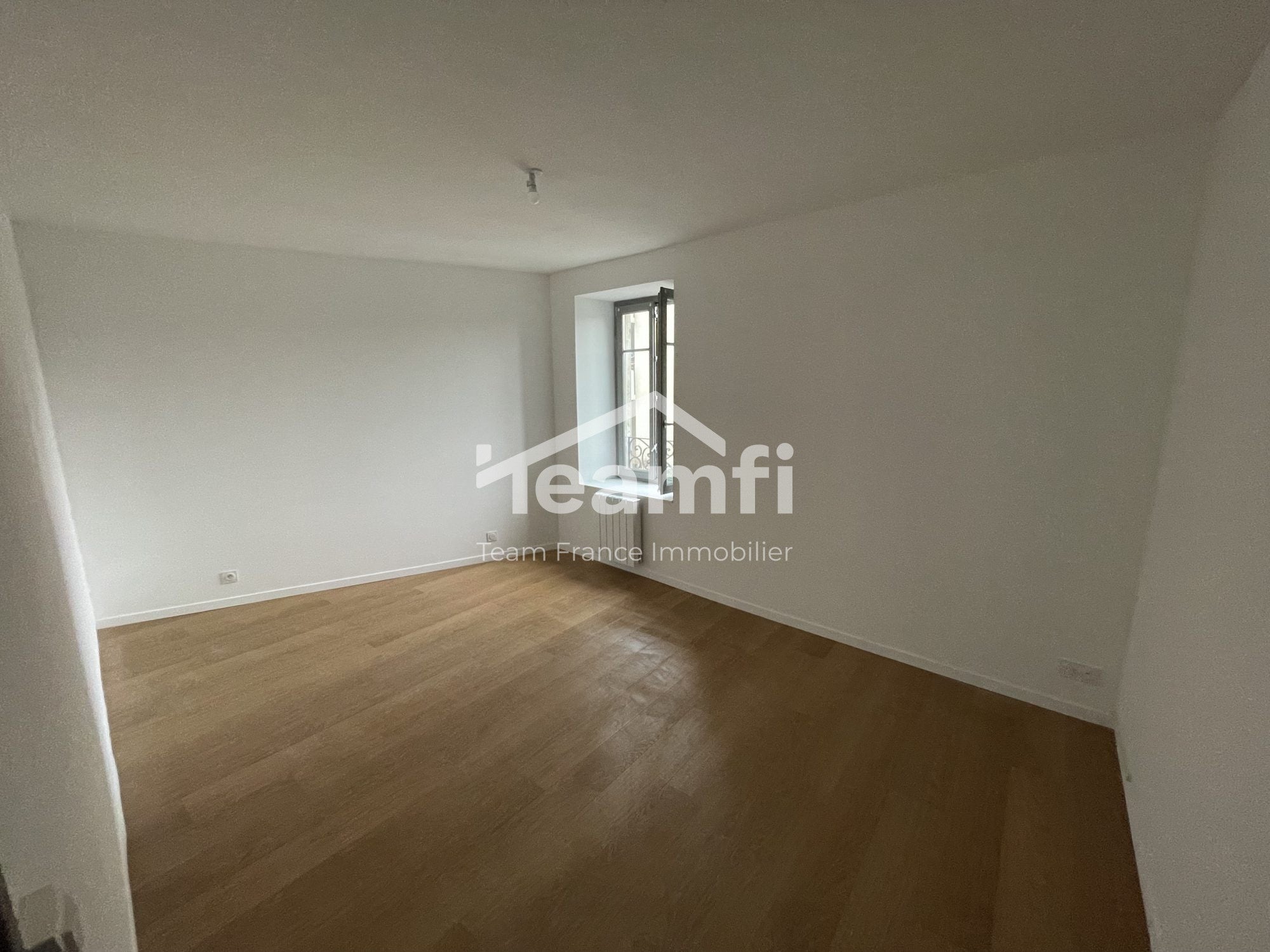 Appartement Avenue de la Gare à Courpière