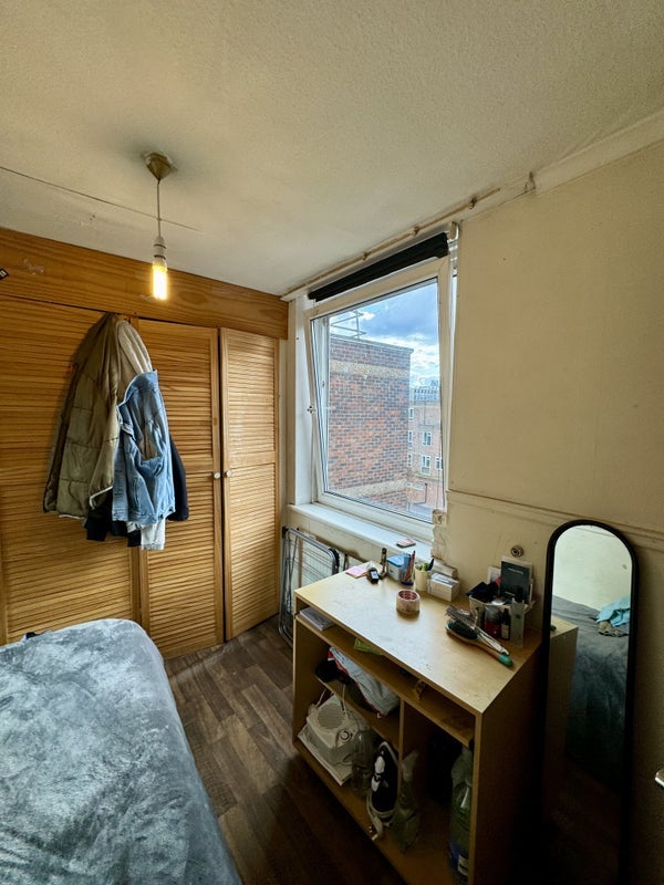 Room Mansford Street in Greater London