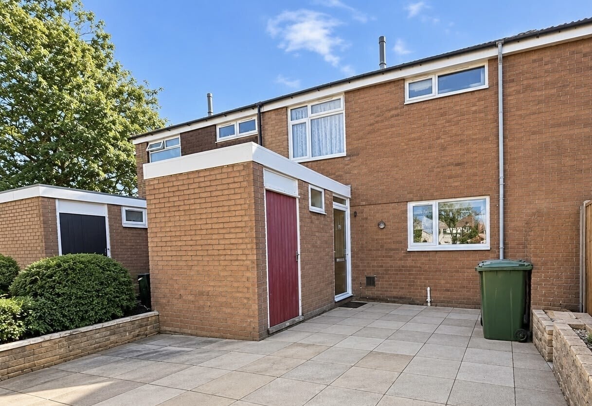 House Mole Court in Epsom and Ewell