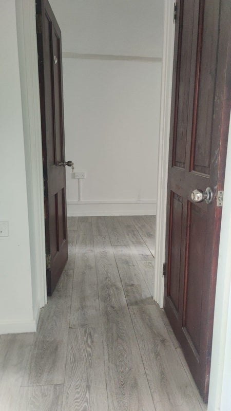 Room Fawn's Manor Close in Greater London