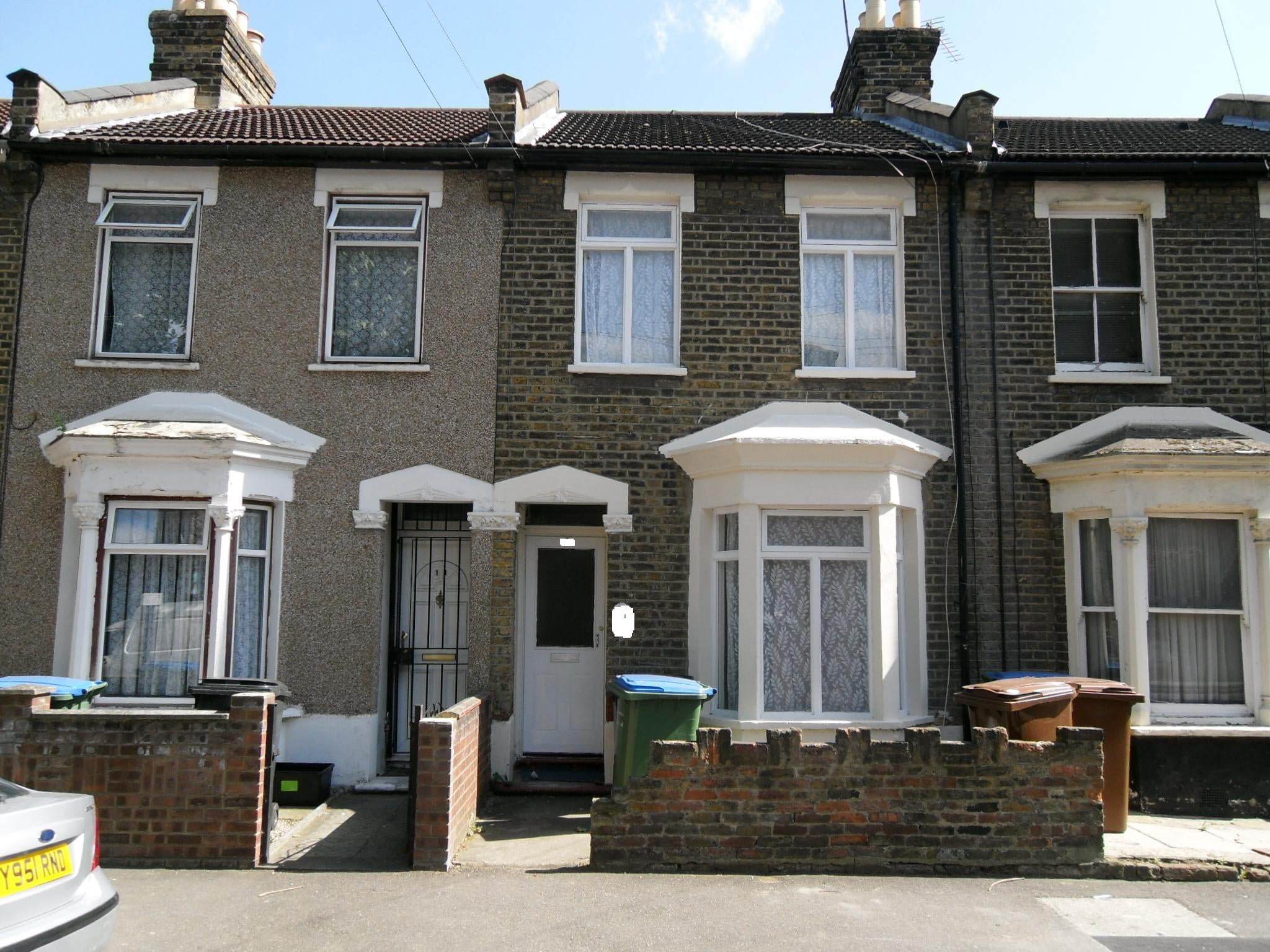House Huddlestone Road in Greater London