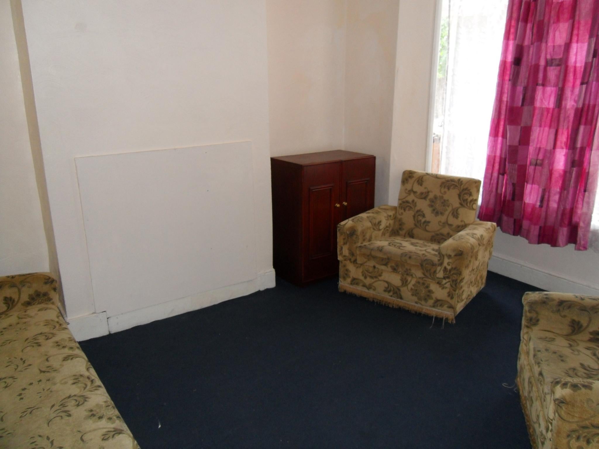 House Huddlestone Road in Greater London