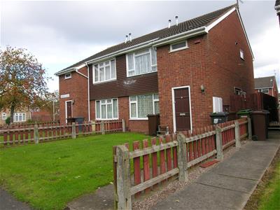 Flat Crosby Close in Wolverhampton