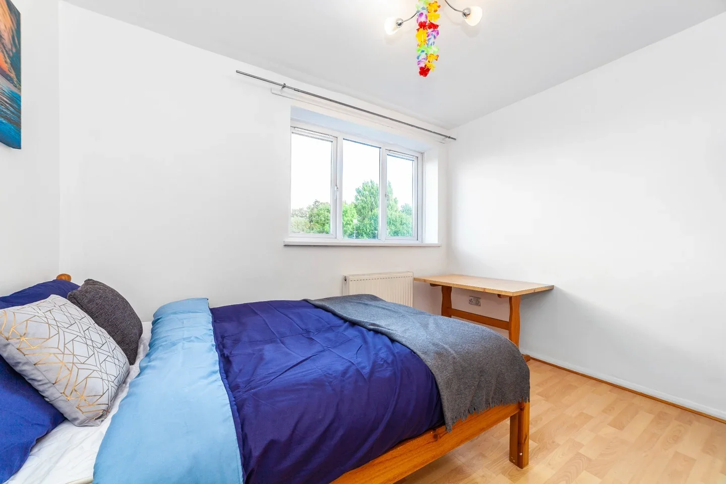 Room Tildesley Road in Greater London