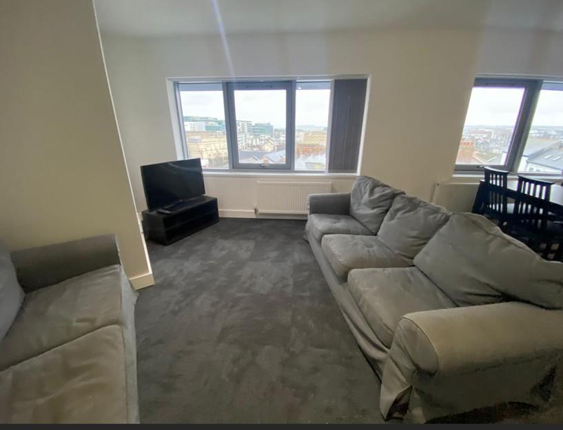 Flat Kinterbury Street in Plymouth