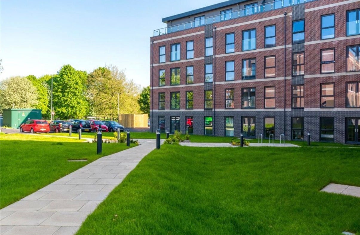Flat Alexandra Park in Leeds