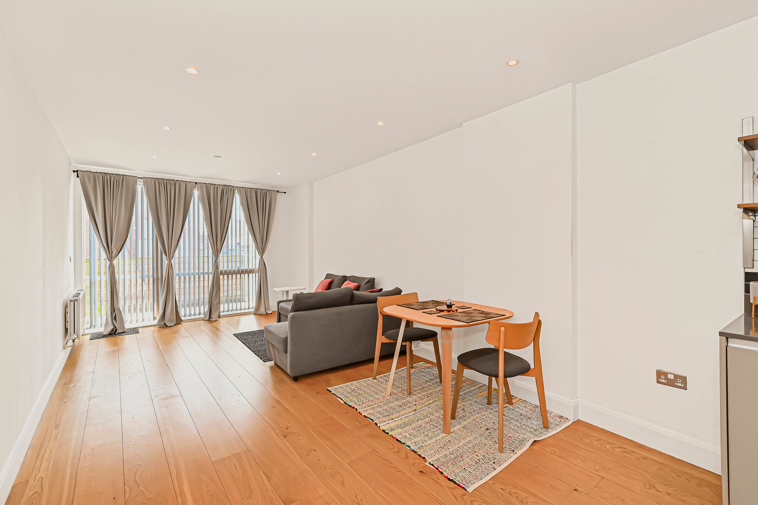 Flat Barry Blandford Way in Greater London