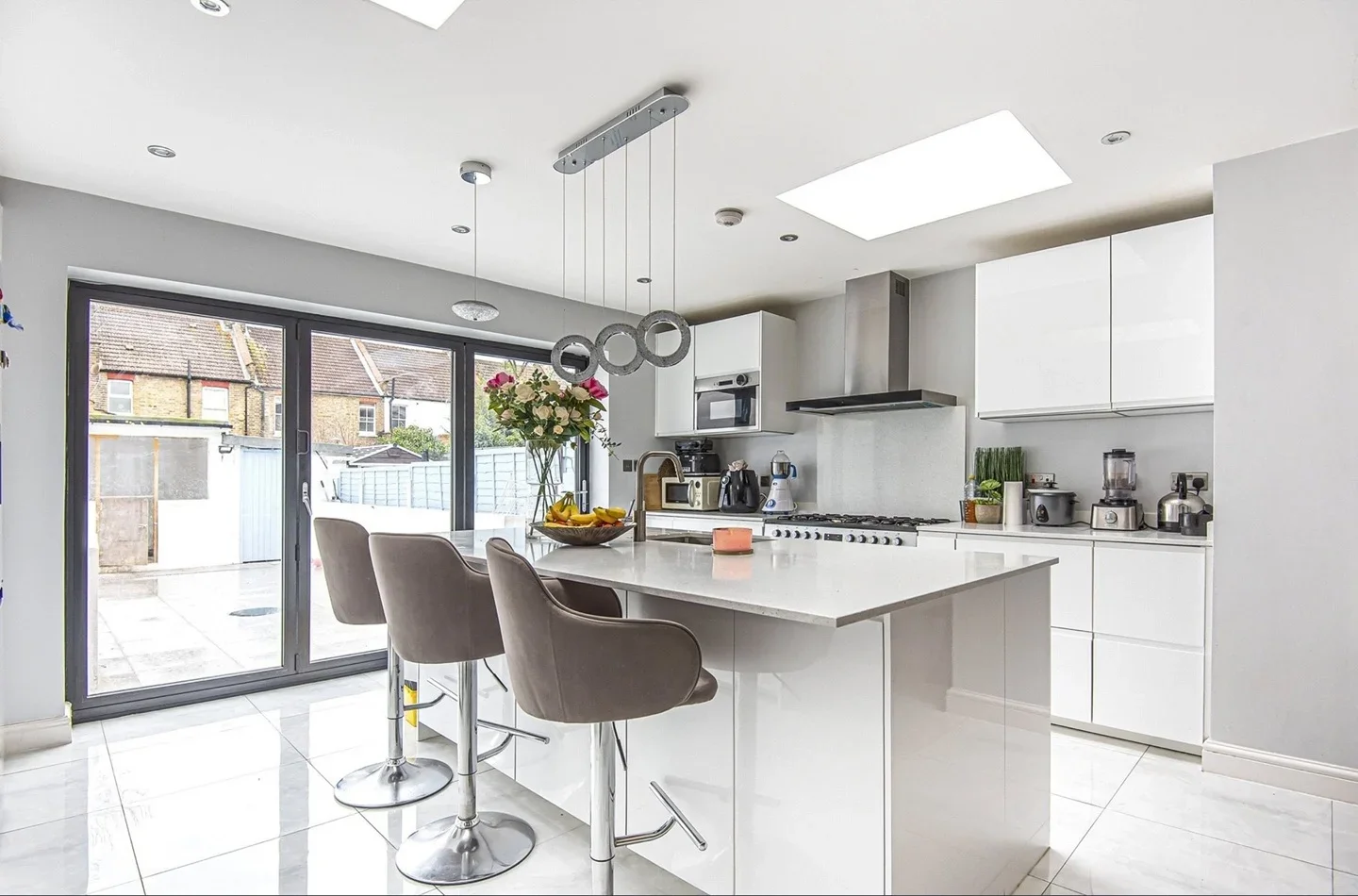 Room Cold Blows in Greater London