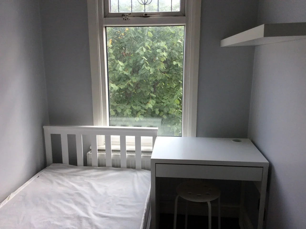 Room Cold Blows in Greater London