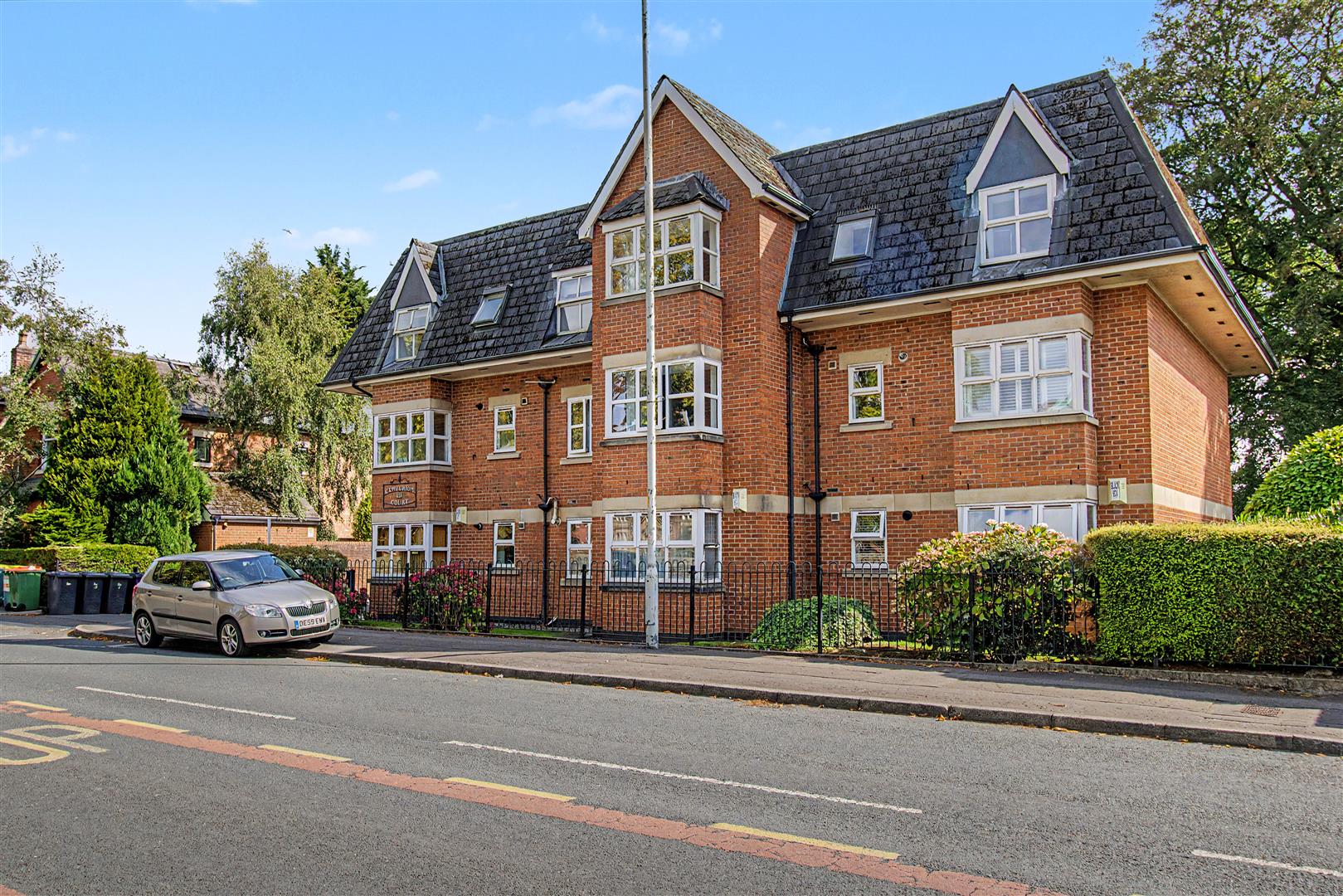 Flat Watling Street Road in Preston