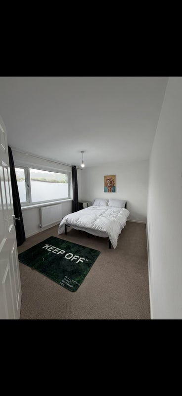 Room Garden Close in Llanbradach and Pwllypant