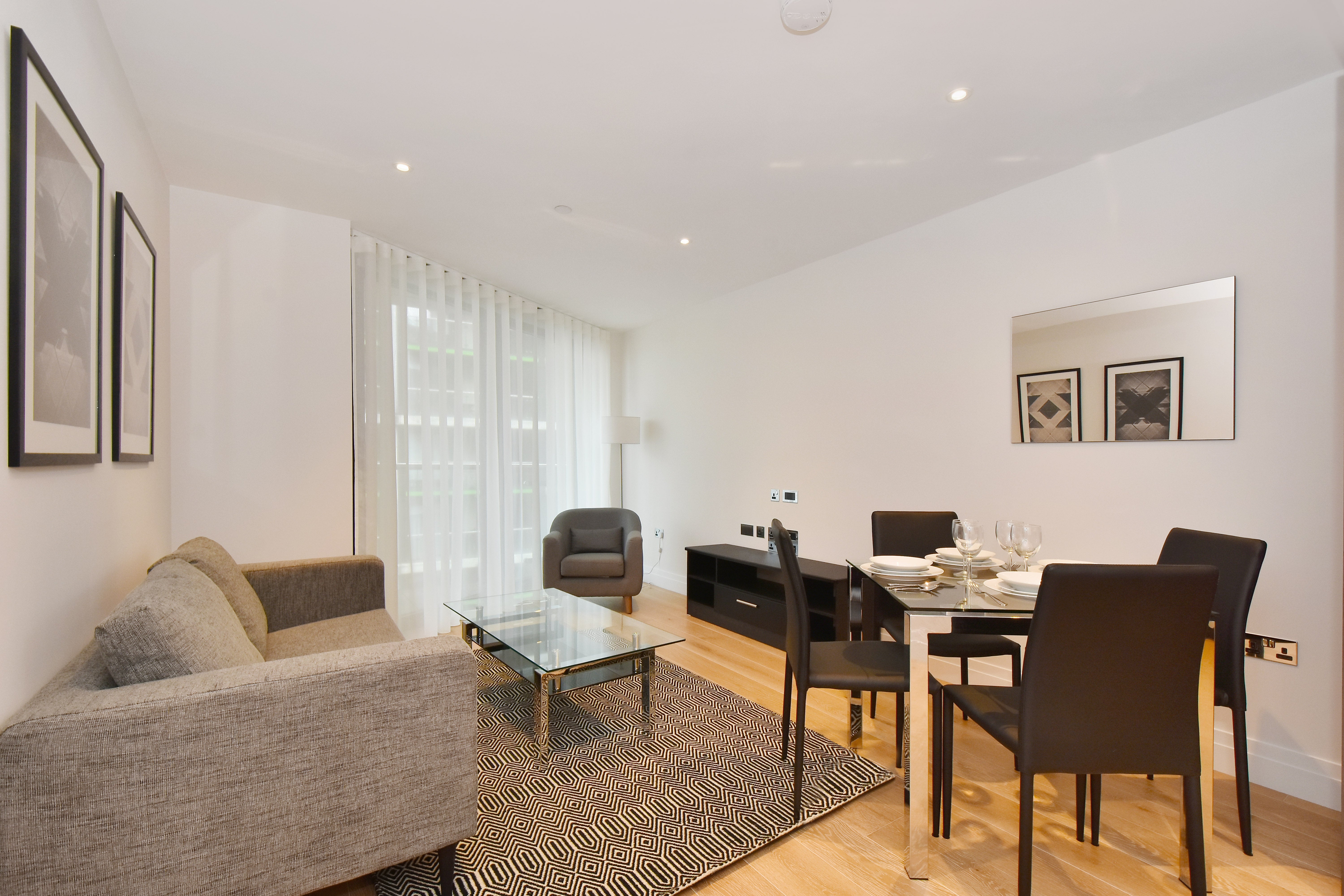 Flat Riverlight Quay in London