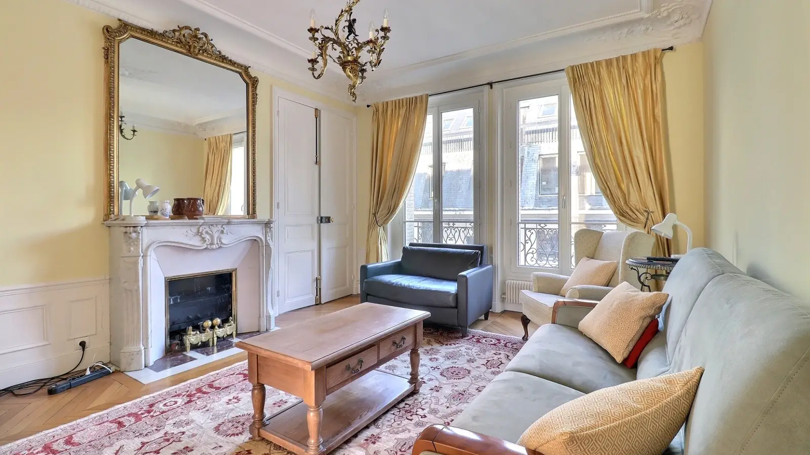 Appartement Rue de Grenelle à Paris