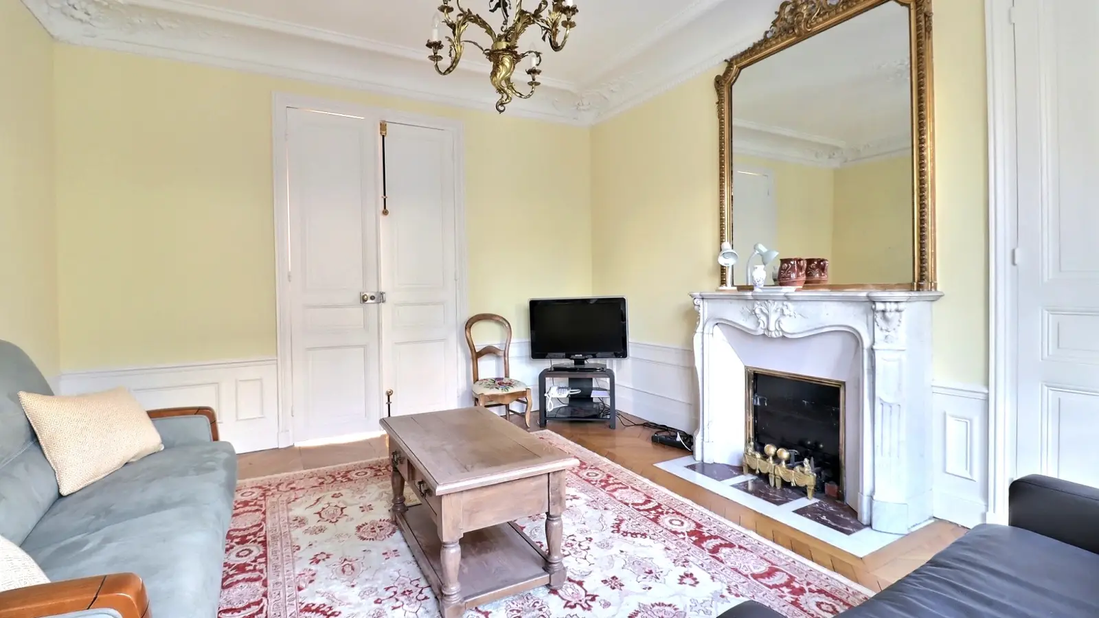 Appartement Rue de Grenelle à Paris